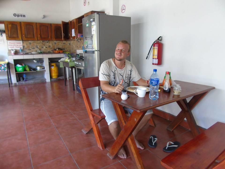 Hostal El Jardin León Exteriör bild